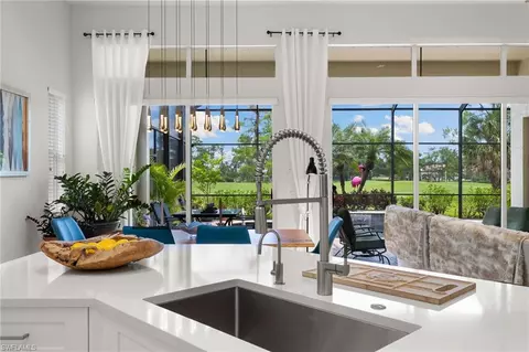 Kitchen - 7832 Valencia Ct, Naples, FL 34113 photo 4 of 7