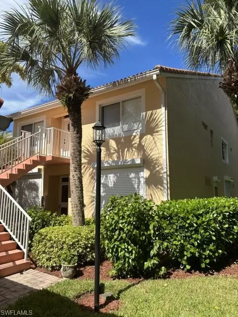 2365 Bayou Ln #7012, Naples, FL 34112