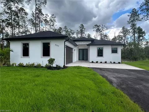 3224 20th Ave SE, Naples, FL 34117