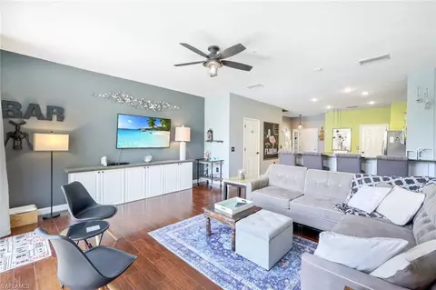 Living - 855 Hampton Cir #153, Naples, FL 34105 photo 1 of 4