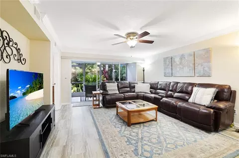 345 Gabriel Cir #5, Naples, FL 34104
