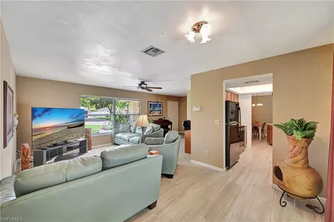 228 Johnnycake Dr, Naples, FL 34110 photo 10