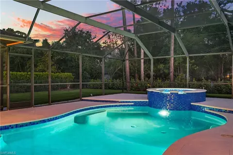 228 Johnnycake Dr, Naples, FL 34110