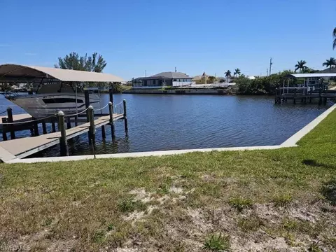 1619 NW 42nd Pl, Cape Coral, FL 33993