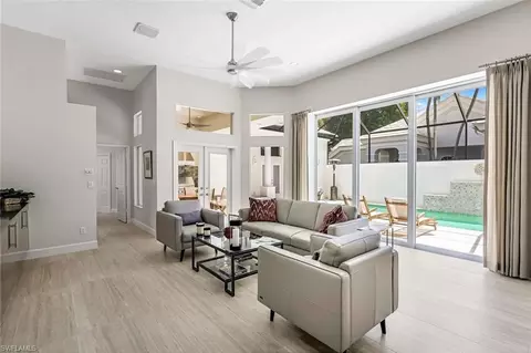 15299 Devon Green Ln, Naples, FL 34110 photo 10