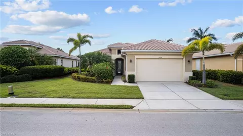 10524 Carena Cir, Fort Myers, FL 33913