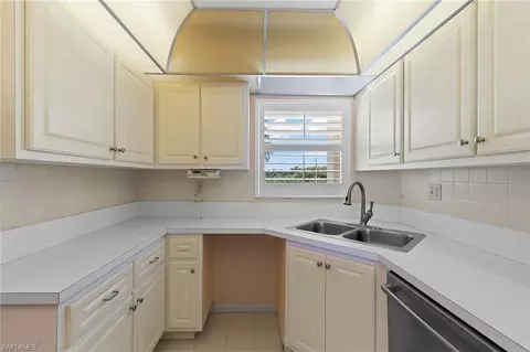 21 High Point Cir E #409, Naples, FL 34103 photo 23