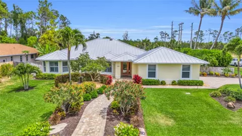282 Saybrook Ct, Naples, FL 34110