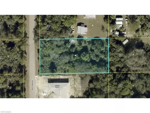 518 Dayton Ave, Lehigh Acres, FL 33972