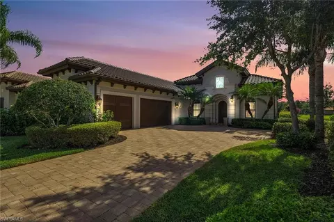 6344 Serano Way, Naples, FL 34113 photo 2