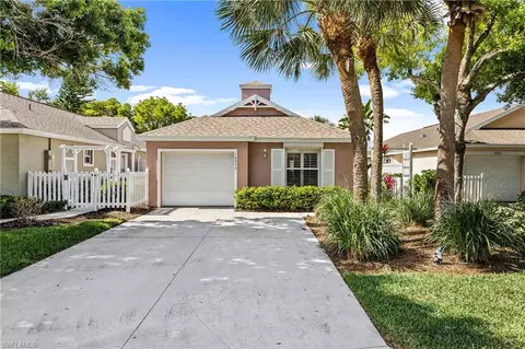14936 Sterling Oaks Dr, Naples, FL 34110