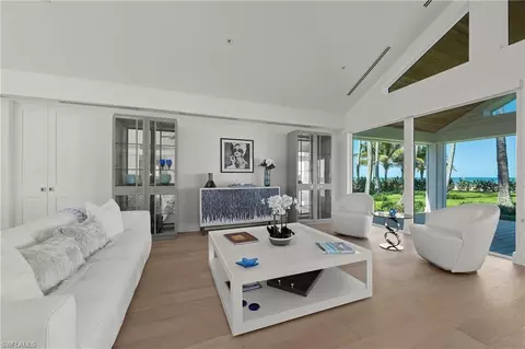 Living - 71 18th Ave S, Naples, FL 34102 photo 3 of 8