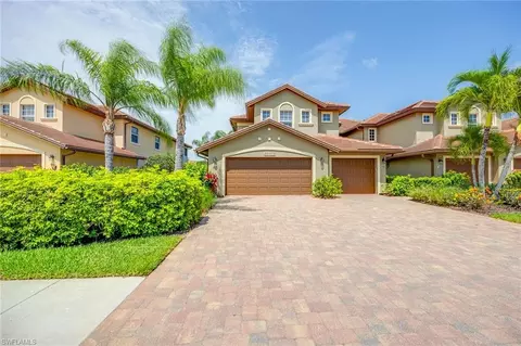 6626 Alden Woods Cir #101, Naples, FL 34113
