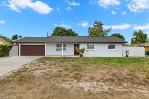 2095 51st St SW, Naples, FL 34116