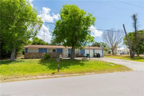 3750 Guilford Rd, Naples, FL 34112