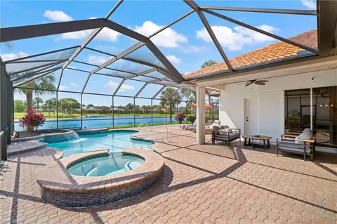 8761 Mustang Island Cir, Naples, FL 34113