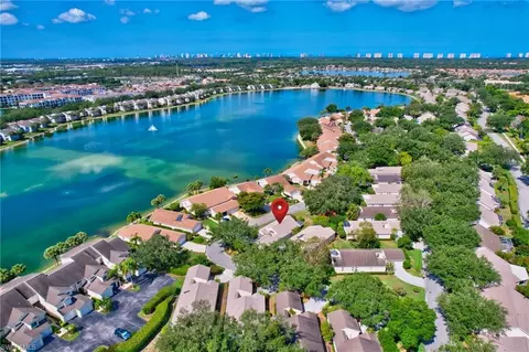 2813 Sailors Way, Naples, FL 34109