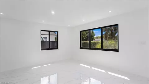 5477 Martin St, Naples, FL 34113 photo 11