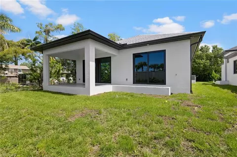 3049 Pine Tree Dr, Naples, FL 34112 photo 30
