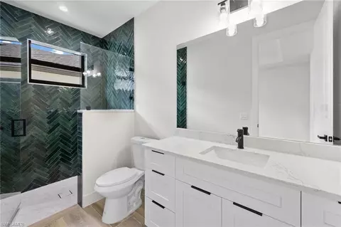 3049 Pine Tree Dr, Naples, FL 34112 photo 9