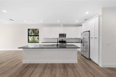 3049 Pine Tree Dr, Naples, FL 34112 photo 18