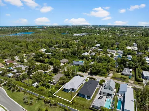 3049 Pine Tree Dr, Naples, FL 34112 photo 35
