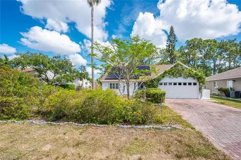 3582 Kent Dr, Naples, FL 34112
