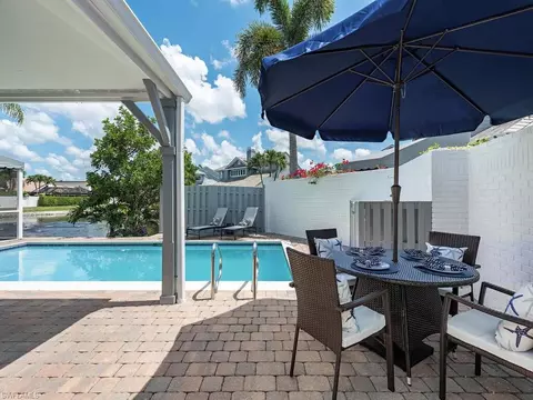 645 Bridgeway Ln, Naples, FL 34108 photo 13