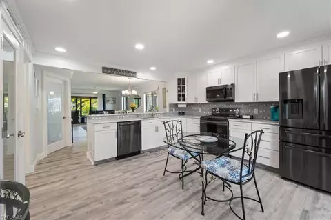 4973 Pepper Cir #F106, Naples, FL 34113