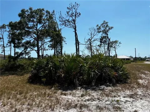 51 Mast Dr, Placida, FL 33946 photo 2
