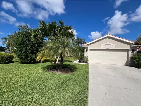 6521 Castlelawn Pl, Naples, FL 34113 photo 16