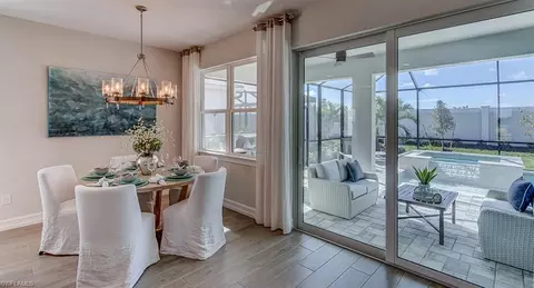 380 Grace Bay Ln, Naples, FL 34114