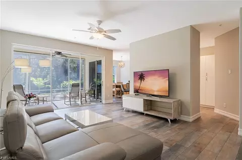 740 Tarpon Cove Dr #102, Naples, FL 34110