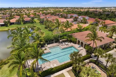 13579 Manchester Way, Naples, FL 34109