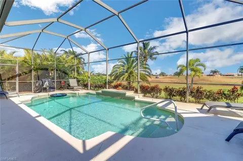 18528 Royal Hammock Blvd, Naples, FL 34114
