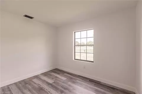 Bedroom - 4550 Springview Cir, Labelle, FL 33935 photo 2 of 3