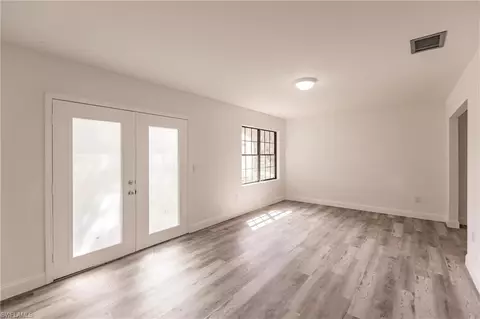 Living - 4550 Springview Cir, Labelle, FL 33935 photo 4 of 7