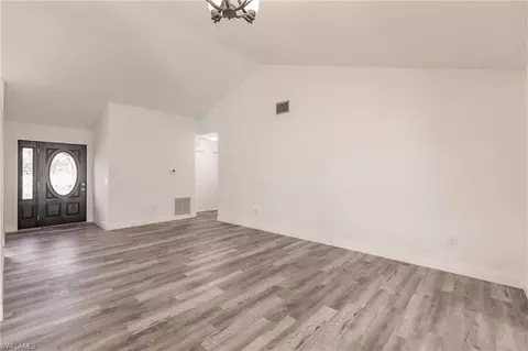Living - 4550 Springview Cir, Labelle, FL 33935 photo 3 of 7