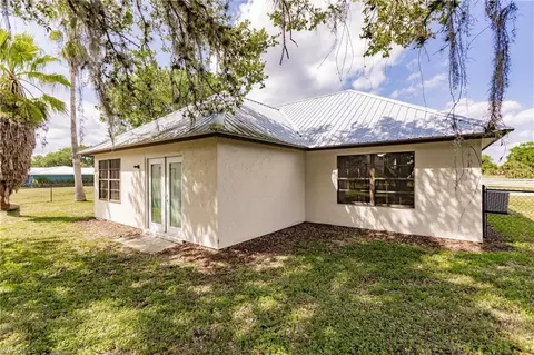 Exterior - 4550 Springview Cir, Labelle, FL 33935 photo 8 of 11