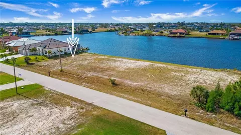 4616 NW 33rd Ter, Cape Coral, FL 33993