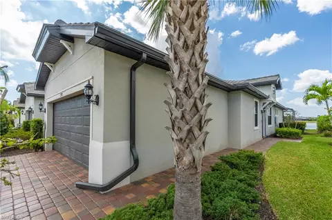 7793 Jacaranda Ln, Naples, FL 34114 photo 32