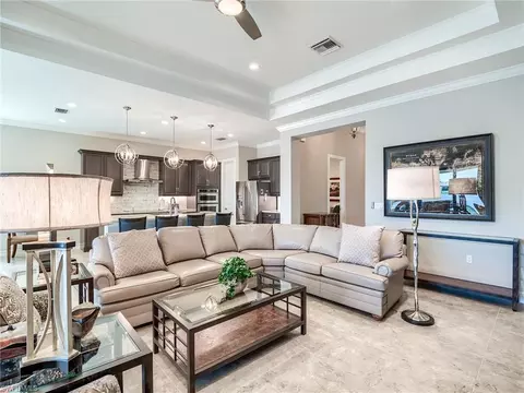 9267 Glenforest Dr, Naples, FL 34120 photo 2