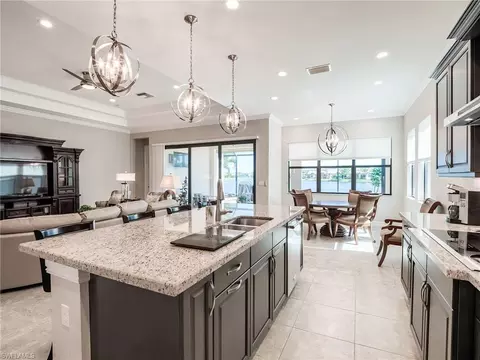 9267 Glenforest Dr, Naples, FL 34120 photo 8
