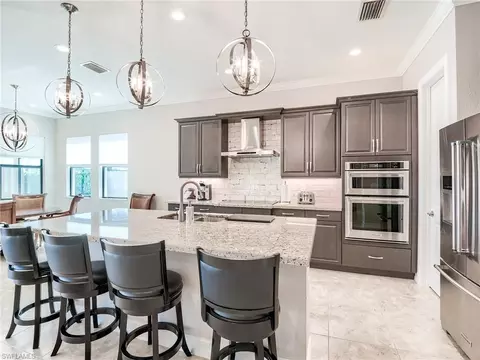 9267 Glenforest Dr, Naples, FL 34120 photo 11
