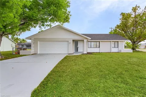 401 SW 38th St, Cape Coral, FL 33914