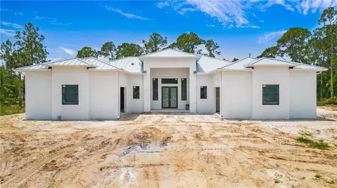 2314 6th Ave SE, Naples, FL 34117