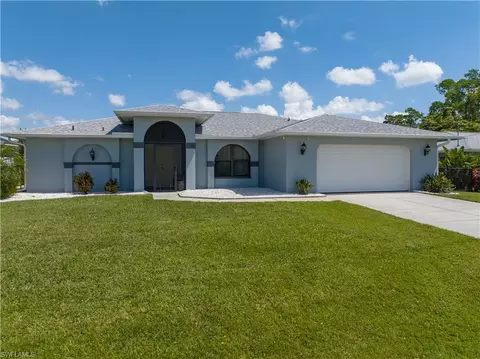 1105 SE 4th St, Cape Coral, FL 33990