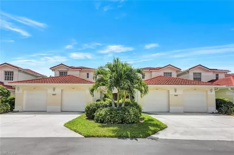 640 Lalique Cir #401, Naples, FL 34119