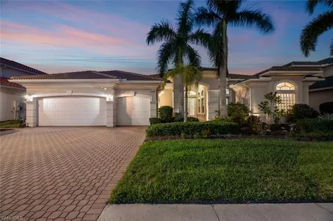 19288 La Serena Dr, Fort Myers, FL 33967