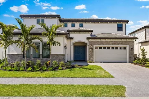 16170 Verilyn Cir, Naples, FL 34110